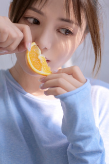 王虎高芳